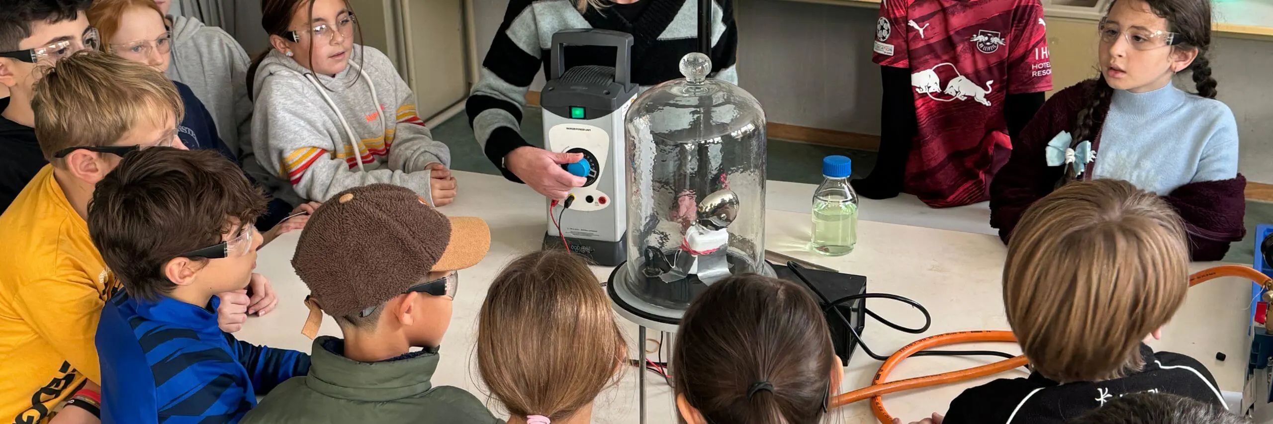 ISD Elementary School pupils in a science lesson.