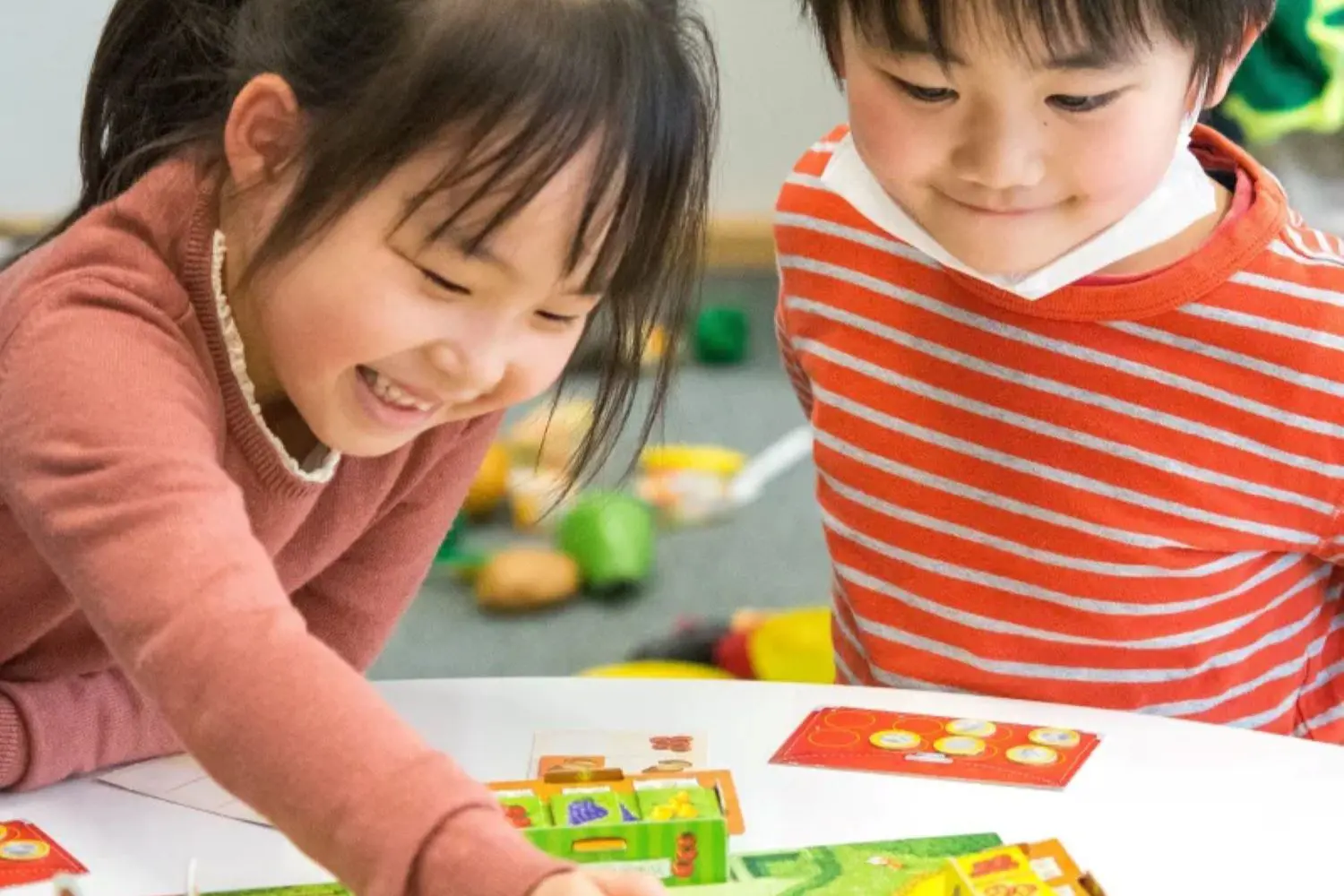 ISD Elementary School Reception pupils playing.