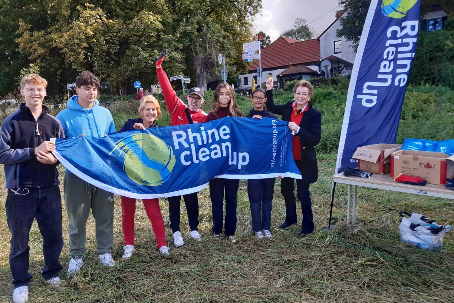 Volunteering Opportunity Rhine Clean-Up at ISD.